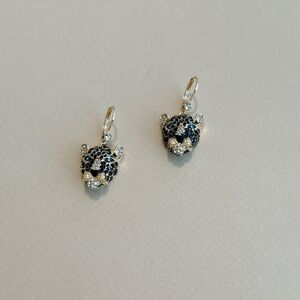 Tiger earrings M1037